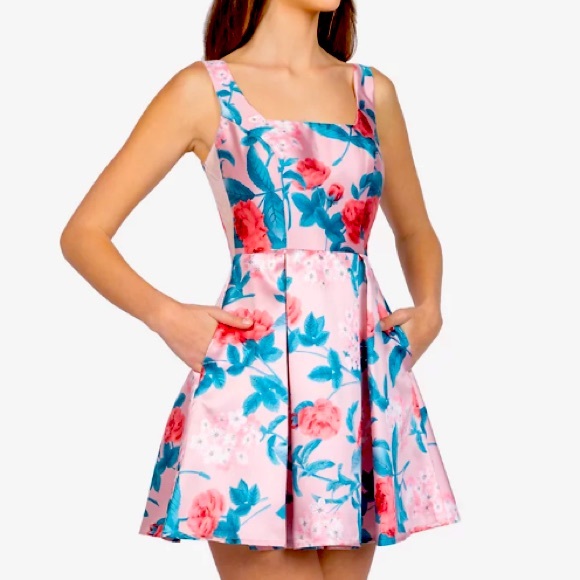 B Darlin Dresses & Skirts - B Darlin Wide Strap Floral Dress with Pockets